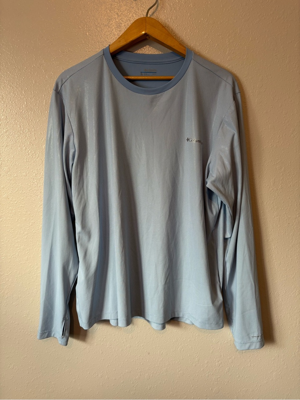 Columbia Omni-shade top